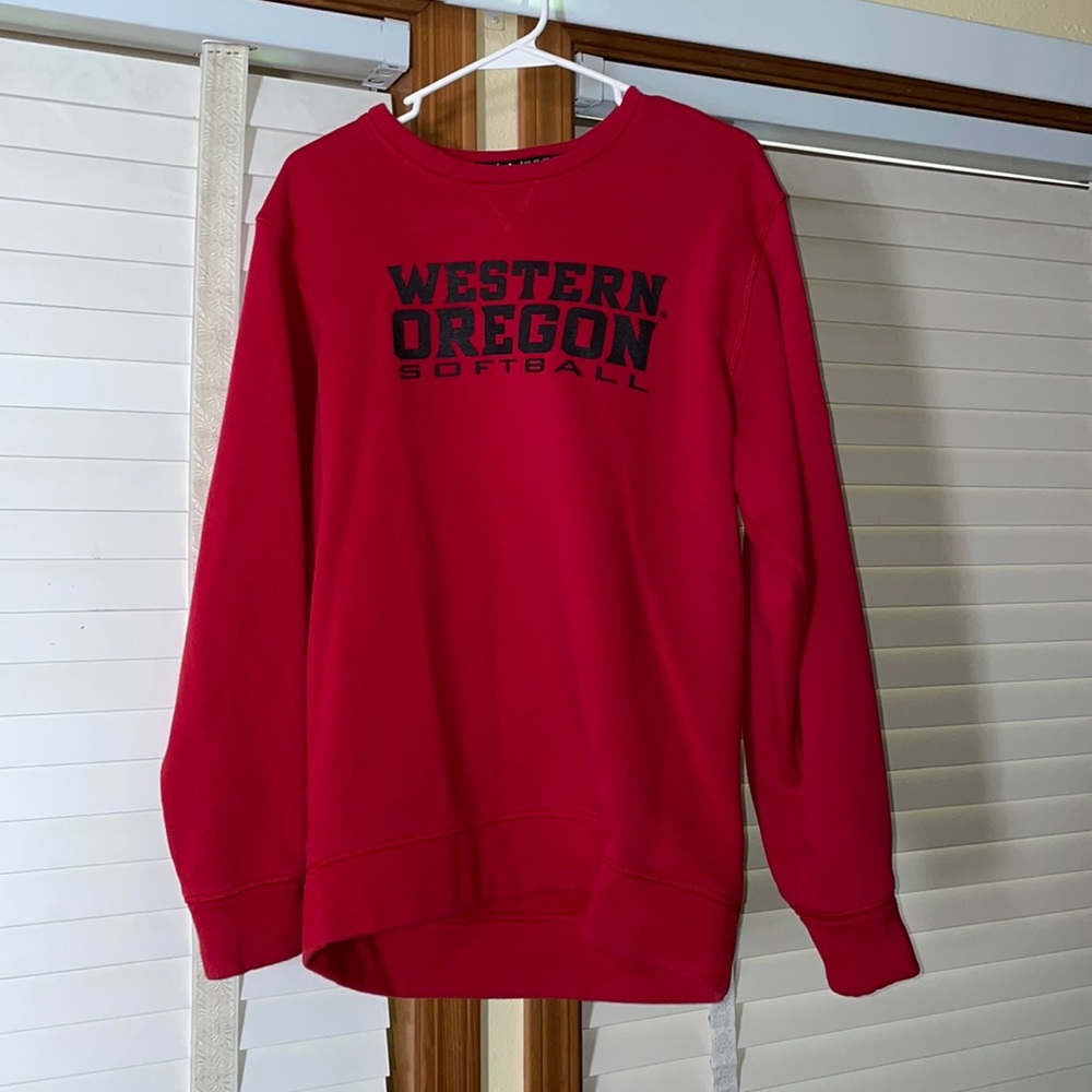 Women’s M crewneck